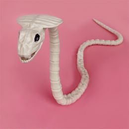 Feestdecoratie Halloween Animal Snake Skeleton Bones Horror Eyes Oogbal Body Part Ornamenten Cock Creepy Decoration Props Party For Kids Gift 220915