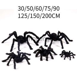 Decoración de fiesta Halloween Arañas gigantes Big Black Plush Spider 2023 Decoración de fiesta de Halloween Haunted Home Bar Horror Props Spider Web Kids Toy x0905