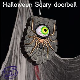 Décoration de fête Halloween One Eyed Sonnette Hantée Horreur Araignée Props Glowing Suspendus Eyeball Bell Porte Décor 220901