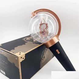 Decoración de fiesta Kpop Ateezed Lightstick Globe Lámpara de mano Concierto Hiphop Light Stick Fans Colección Juguetes Regalo Fan Drop Entrega Inicio DHKP1