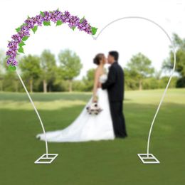 Décoration de fête grand ballon en forme de coeur arc stand en métal blanc fond de mariage en métal avec base pour l'anniversaire de la mariée