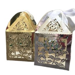 Party Decoration Laser Cut Wedding Favor Boîtes Small Cadeau pour les invités Emballage de chocolat en argent métallique avec ruban