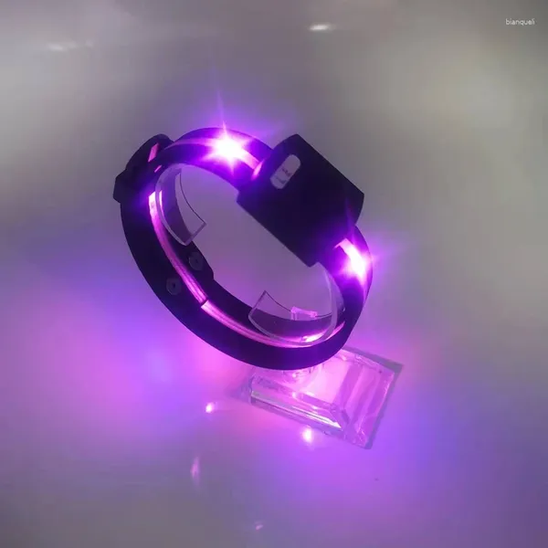 Les bracelets Glow LED Glow LED s'allument avec des cadeaux de Pâques USB