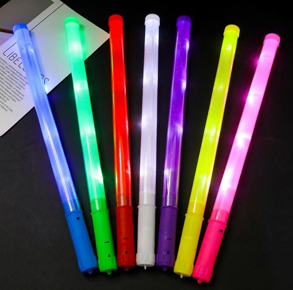 Décoration de fête LED Glow Stick Lampe de poche Light up Clignotant Sticks Wand for Party-Concert Event Cheer Atmosphere props Enfants Jouets parfait prix cadeau SN6828