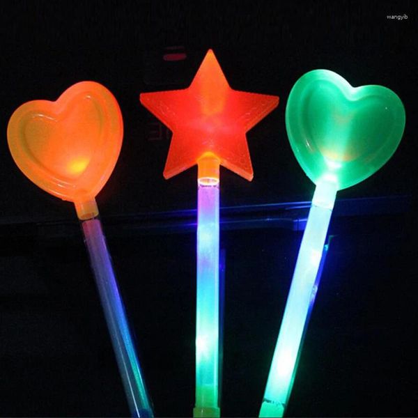 Decoración de fiesta Led Glow Stick Star Love Heart Light-Up Wands Sticks intermitentes Varita de hadas Regalo de accesorios para suministros de año