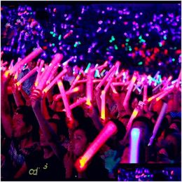 Decoración de fiesta Light-Up Foam Sticks Concierto Decoración LED Soft Batons Rally Rave Glowing Wands Color Cambio Flash Antorcha Festivales Lumi Dhybw