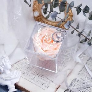 Décoration de fête personnalisé Cube anneau oreiller clair acrylique Rose boîte porteur proposition de fiançailles faveurs de mariage