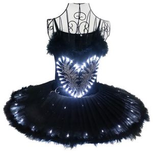 Décoration de fête Professionnel LED Lumière Noir Blanc Lac Des Cygnes Ballet Tutu Costume Filles Ballerine Robe Enfants Dancewear Costumes De ScènePartie