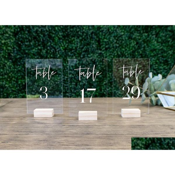 Décoration de fête Numéros de table en bois rustique avec supports Acrylique Calligraphie Signalisation Numéro clair Stand Drop Livraison Maison Jardin Festi Dhqcx
