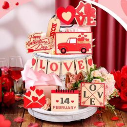 Décoration de fête Plateau en couches de la Saint-Valentin en bois lettre d'amour valentin artisanat mari bricolage accessoires heureux 2024 décor pour la maison