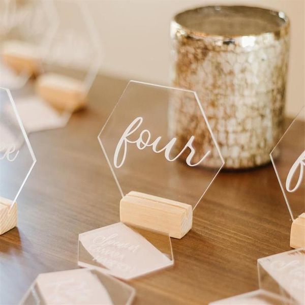 Décoration de fête de mariage acrylique hexagone Script Table numéros support en bois naturel classique événement décor pièce maîtresse Place Card255G