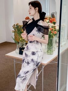 Robes de fête 2024 Summer Chinois Style Cheongsam Dress Femmes Vintage Elegant Off Halter Halter Contrast Printing Split Midi Vestido
