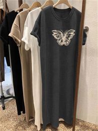 Robes de fête 2024 Fashion d'été pour la femme en liberté décontractée droite femme longue coton vestidos dames t-shirt à manches courtes M208