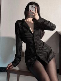 Robes de fête Abstinence Secrétaire Sous-vêtements Professional Shirted Striped Shirte's Long Black Pure Diry Pure Diry portant une robe de femmes haut de gamme
