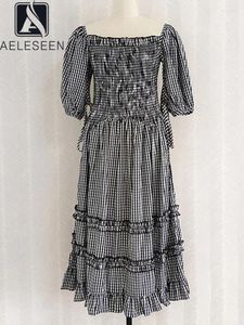Robes de fête aeleseen la piste de mode 2024 robe d'été femme noire blanche couche couche à manches bouffantes