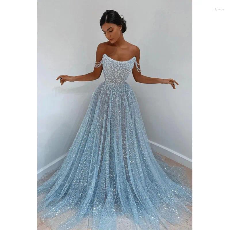 Sukienki imprezowe Aleeshuo Wspaniały niebo niebieski A-line Prom B lśniące aplikacje koraliki bez ramiączek