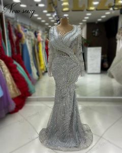 Feestjurken Aliver Arabische Arabische Evening Lange mouwen Elegante kristallen PROM -jurken 2024 ARO EBI DUBAI Trouwjurk aangepast