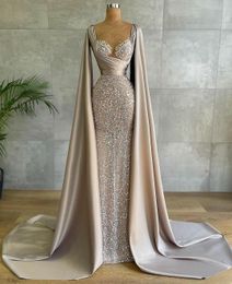 Feestjurken Arabische glitter pailletten avond lange luxe 2023 beroemdheid met cape ruches sweetheart prom dames jurken gewaad 230301
