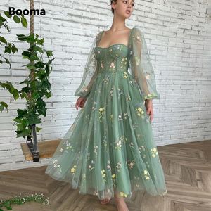 Vestidos de fiesta Booma Verde Bordado Encaje Vestidos de baile Manga larga Hasta el tobillo 220823