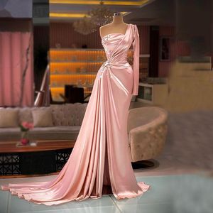 Robes de soirée BridalAffair Rose Satin Sirène Robe de soirée Robes formelles Une épaule Perles du Rhin Split Femmes 2022 Robe de balParty