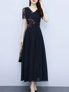 Feestjurken Chiffon Floral Black Boho Long Dress Women Summer 2024 V-hals Koreaanse mode Beach Korte Mouw Avond Midi
