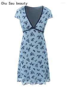 Feestjurken Chu Sau Beauty 2024 Vrouwen Mode Zoete Bloemen Gedrukt Elastische Mesh Mini Jurk Sexy Slanke Chic Diepe V-hals korte