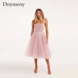 Robes de fête Doomeny 2024 Élégant tulle courte robe de bal à col carré multicolaire lacet avec des rubans de sangle à spaghetti à bow