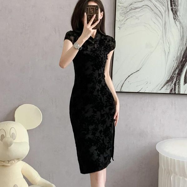 Robes de soirée élégant noir modifié floqué imprimé Stretch Cheongsam pour les femmes chinois rétro col montant grenouille mince robe sexy