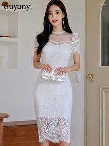 Robes de soirée robe élégante été version coréenne dentelle blanche sexy perspective maille col montant dos taille haute gaine femme