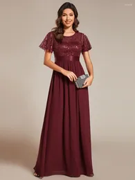 Vestidos de fiesta elegantes Noche de cuello redondo Sequin de cintura alta de altura corta 2024 siempre bonita del vestido de dama de honor de burdeos de Borgoña