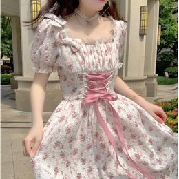 Robes de fête élégante robe florale femmes à lacets lacets de la princesse coréenne fée sweet midi bandage chic designer manche bouffante