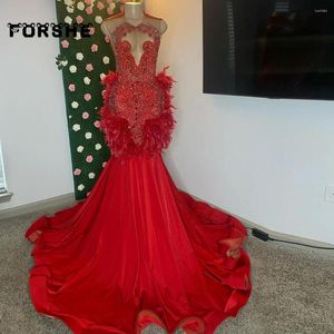 Feestjurken Elegant Red Prom Mermaid 2024 Crystal Sheer Neck Rhinestone Feathers jurken Vestidos de Gala