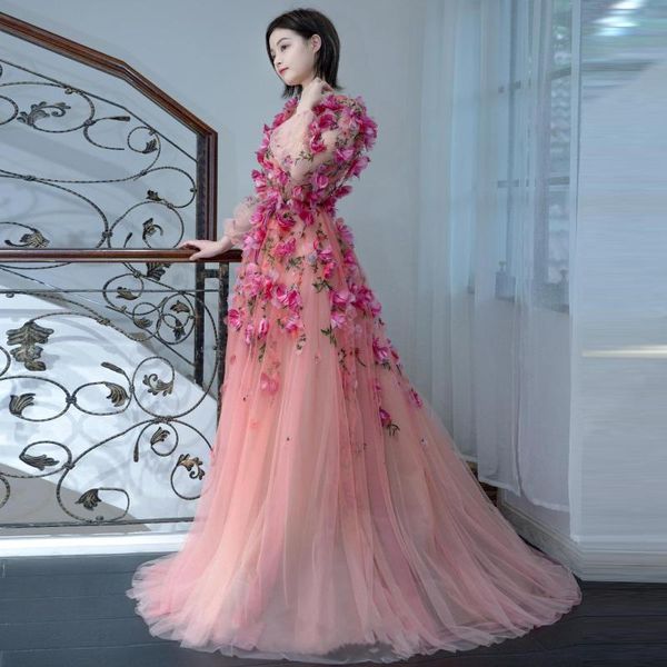 Robes de soirée ornées col en V robe florale rose à manches longues soirée étage longueur robe de bal appliques perlées PoshootParty