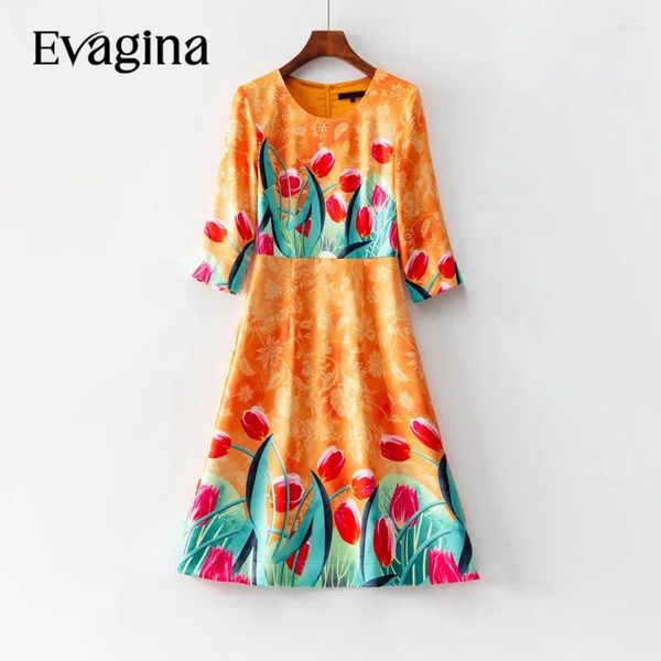 Robes de fête Evagina 2024 Fashion Piste Spring / Summer Robe Femme Fleurs à demi-couches Plantes de fleurs à manches