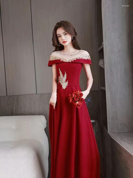 Robes de fête applications exquises robe toast robe nuptiale chinois rouge o cou o-line a-line widing fiançailles