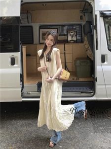 Feestjurken Modieus Koreaans Dames V-hals Los en slank Effen Kleur Geplooid Temperament Lange rok Eenvoudig Casual Mouwloze jurk