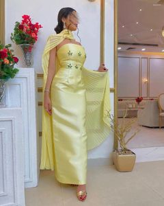 Robes de fête fashionvane jaune sans bretelles cristaux de promotion de gaine robe de soirée avec les femmes de mariage invités femmes robes spéciales