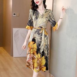 Robes de fête florales décontractées d'été élégant robe boho femme 2024 midi jaune bal mini mode coréen vintage plage vestiti donna