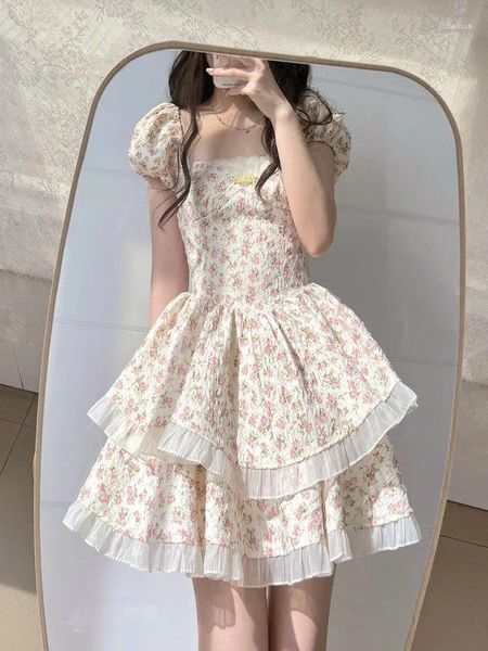 Robes de fête fille robe florale douce élégante pour les femmes d'été français sweet style bulle à manches courtes à la jupe