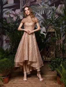 Robes de soirée Gold Prom Soirée élégante Growns Robe de mode pour les jeunes filles Organza Sequin Luxe Formelle