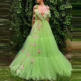 Robes de fête robe verte volante V Applique du cou 3d Fleurs d'été avec motif floral tulle femme quinceanera