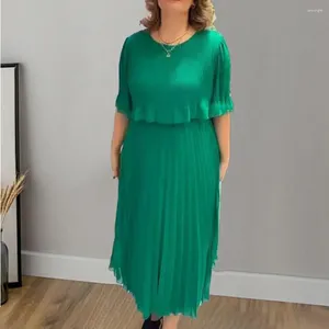 Robes de fête robe à demi-manches élégante plus taille maxi avec couches plissées ourlet irréguliers pour femmes fêtes d'été en mousseline de soie respirante