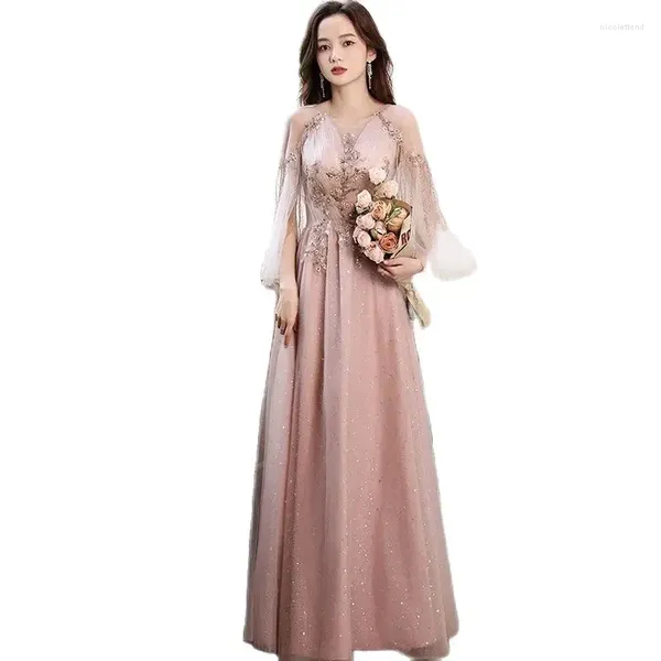 Robes de fête Jupe de robe de soirée haut de gamme 2024 Banquet de 18 ans Cérémonie adulte de tempérament élégant Host Femelle Section