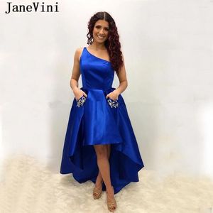Robes de fête Janevini Elegant Royal Blue High Low Prom Long plus taille une épaule sans manches Satin de satin de perle