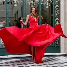 Robes de fête Janevini Red femme de bal Robe de bal élégante soirée longue robe satin A-Line Backless en V Robe formelle avec poches Lange Jurk