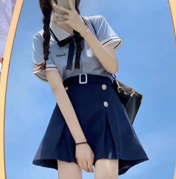 Robes de fête Écoliers japonais uniformes JK Blue Sailor Navy Mini jupe 2 pièces sets costumes femmes en assortiment