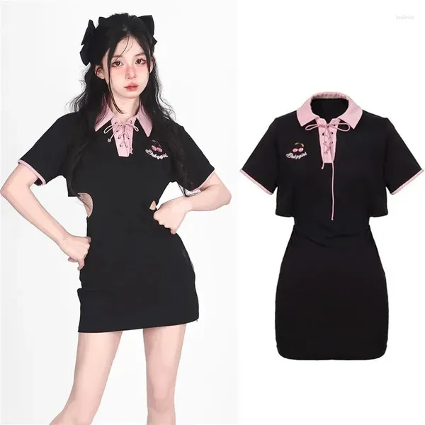 Robes de fête coréennes femmes streetwear vêtements creux bracelet cerise broderie polo sac à manches courte hanche robe d'été noire