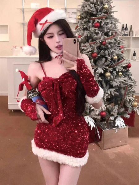 Robes de fête Korobov Sequin Bow Halter Robe Femme Vêtements Automne d'hiver Red Christmas Wear Slim-Fit Jirts Fashion coréen Hip