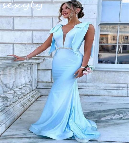 Vestidos de fiesta Mermaid azul claro Prom 2024 con correas de proa