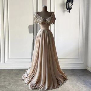 Robes de soirée longue luxe 2023 épaule brillante perlée cristal champagne mousseline de soie Dubaï femmes robe de soirée formelle mince chaîne ceinture profonde-V